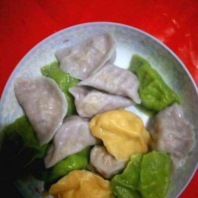三色水饺制作方法