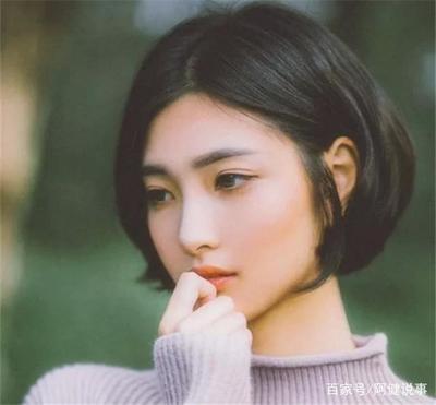 小女孩露耳朵短发发型