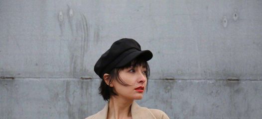 短发帽子搭配