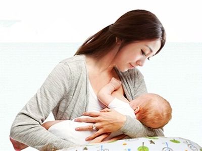 小孩吐奶是怎么回事
