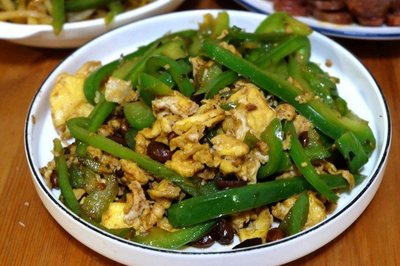 青椒炒酱豆做法大全家常