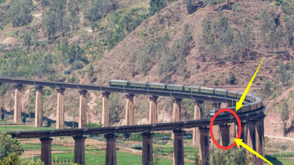为什么火车经过一座桥要鸣笛