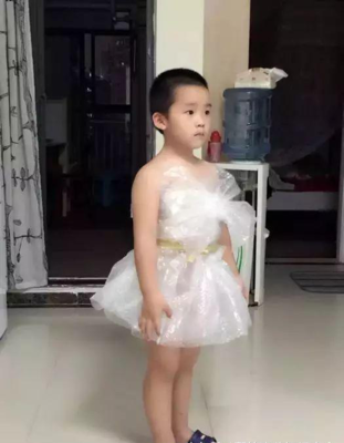 用塑料做能穿的衣服