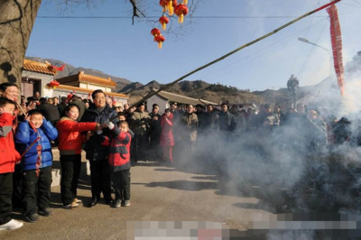 做梦梦到过年放鞭炮
