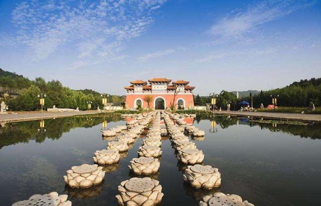 信阳旅游景点