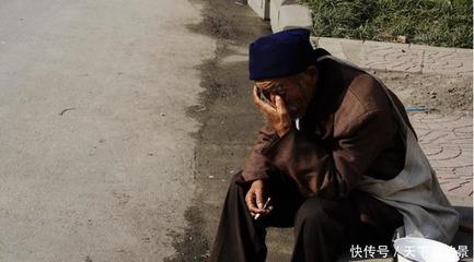 老人死后老伴继承全部遗产吗