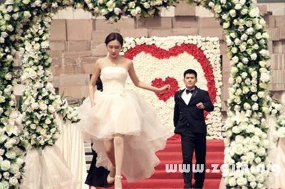 做梦逃婚