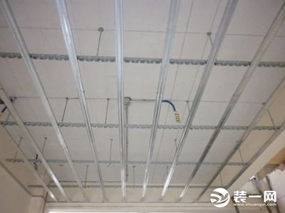 吊顶一般都厚