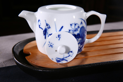 景德镇青花茶具