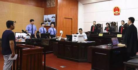 法官被判刑
