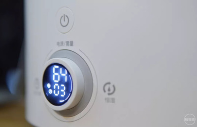 开空调用加湿器有用吗