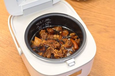 电饭煲香菇茶叶炖牛肉