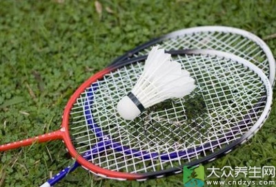 羽毛球可以减肥吗