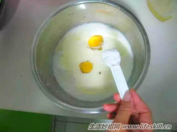 牛奶鸡蛋油条的制作方法
