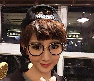 超短发怎么带帽子好看