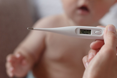 刚满月婴儿温度是多少正常吗