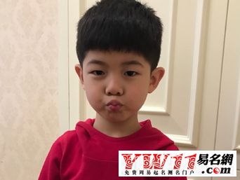 带静的男孩名字