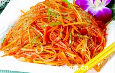 胡萝卜丝炒粉条