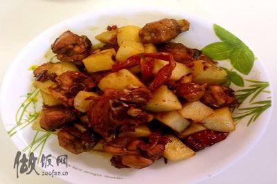 土豆炒鸡腿的做法大全家常窍门