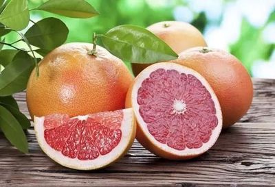 长痘痘要避免什么食物