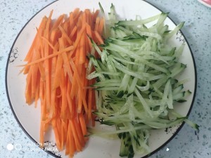 黄瓜胡萝卜丝做法大全家常
