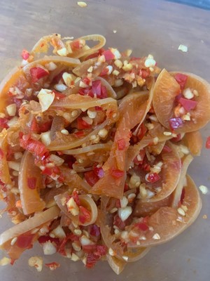 柚子皮的凉拌制作方法