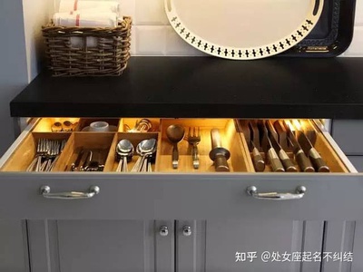 宜家橱柜灯安装方法