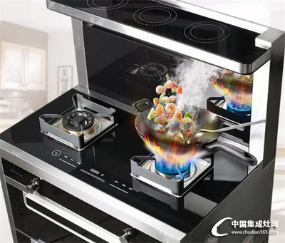厨房买三件套好还是集成灶