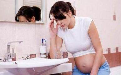 怀孕多久开始呕吐