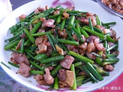 蒜苔洋葱炒肉做法大全家常