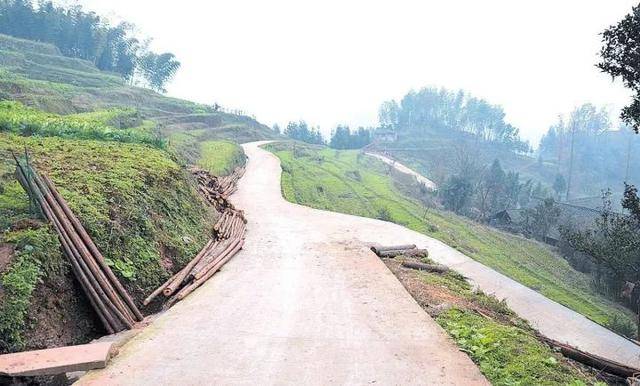 乡村公路占地有补偿吗