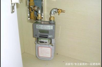 天然气表与橱柜