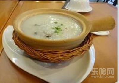 一岁宝宝可以吃皮蛋瘦肉粥吗