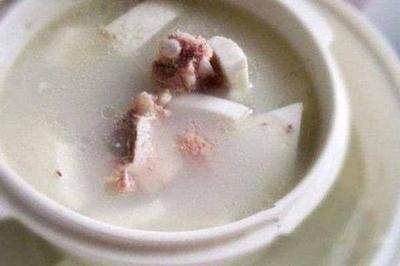 银耳鸽子汤的做法大全家常