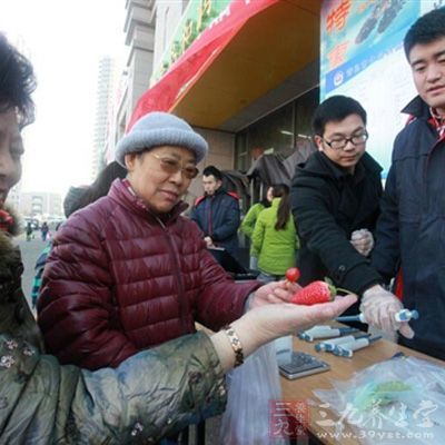 怀孕4个月可以吃西瓜吗