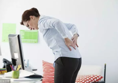 咳嗽打喷嚏腰疼是怎么回事