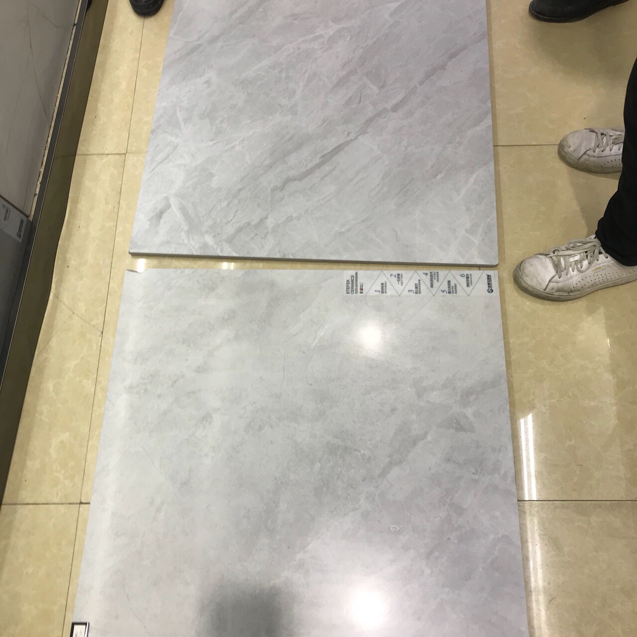 地砖哑光好还是亮光好