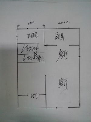 卫生间在房子中间怎么化解