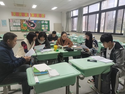 学生怎么与老师沟通交流