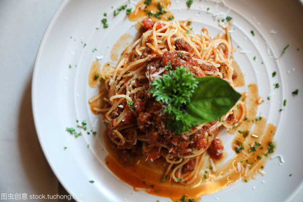 Ultimate Guide to Authentic Spaghetti Bolognese Sauce Recipe