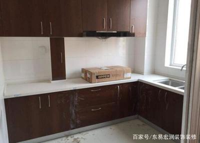 先安抽油烟机还是橱柜