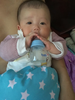 几个月开始喂辅食