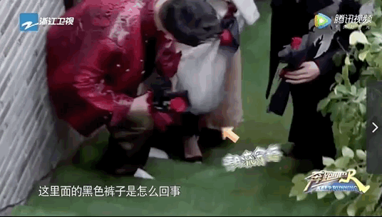裙子脱不掉