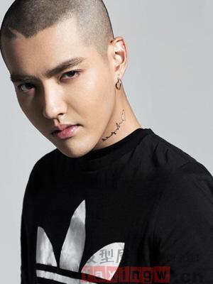 中年男子发型