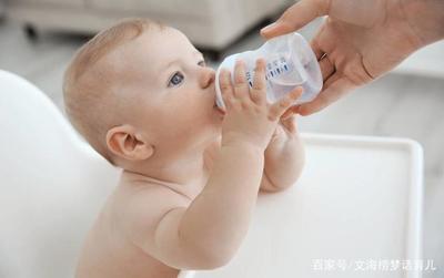 新生儿吃奶粉和母乳混合喂养