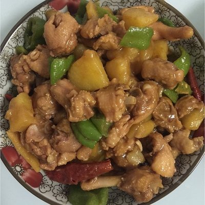 土豆烧鸡的做法