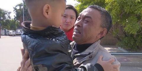 爷爷打孙子犯法吗