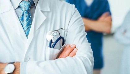 医生多少钱一个月