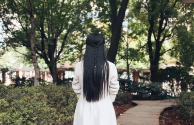 待我长发及腰 出处