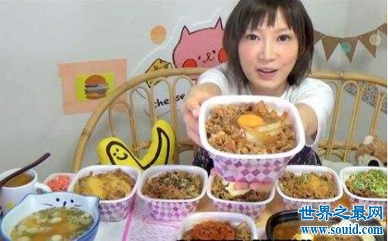 一天只吃一顿饭一个月能瘦多少